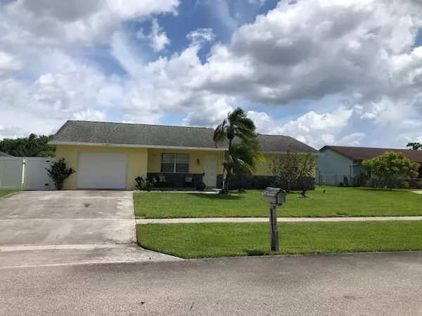 Royal Palm Beach, FL 33411,142 Bobwhite RD