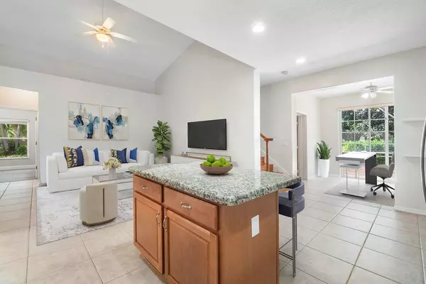 Delray Beach, FL 33444,1153 Canoe PT