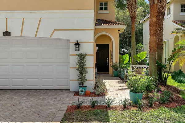 Palm Beach Gardens, FL 33418,4498 Thornwood CIR