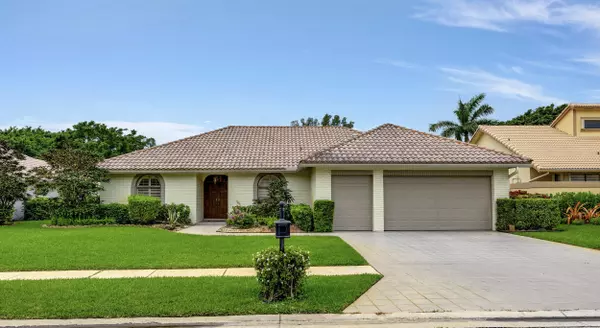 Boca Raton, FL 33498,10134 Canoe Brook CIR