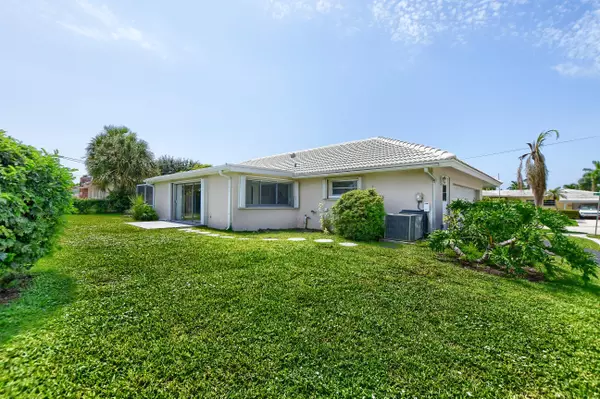 Boca Raton, FL 33486,1099 SW 13th PL