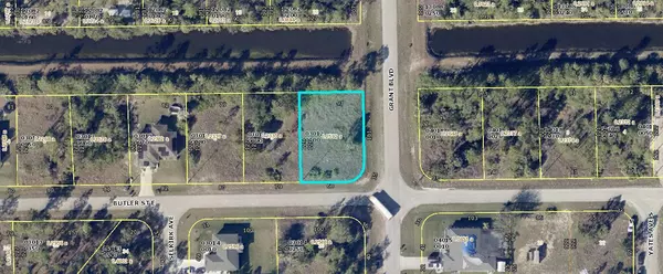 1045 E Butler ST, Lehigh Acres, FL 33974