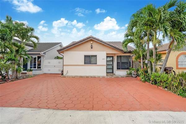 2693 W 73rd PL, Hialeah, FL 33016