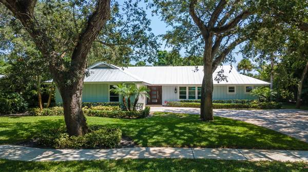 755 Cypress RD, Vero Beach, FL 32963