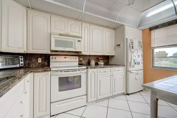 Boca Raton, FL 33434,3037 Guildford C