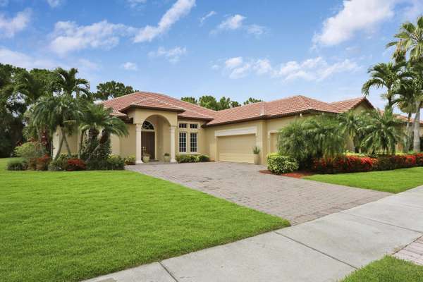 Port Saint Lucie, FL 34986,874 SW Grand Reserves BLVD