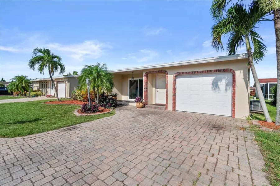 4911 NW 13th TER, Deerfield Beach, FL 33064