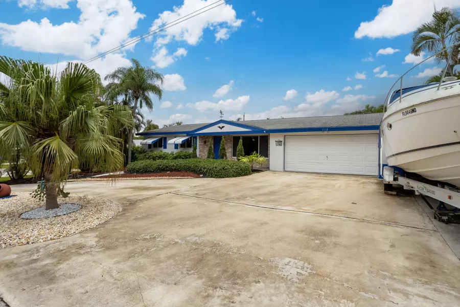 118 SE 30th AVE, Boynton Beach, FL 33435