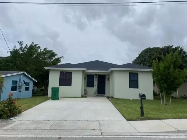 1435 W 36th ST, Riviera Beach, FL 33404