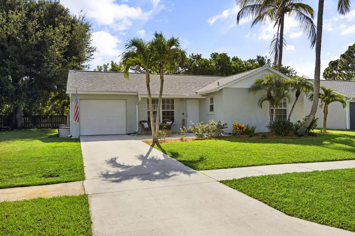 Jupiter, FL 33458,143 Village CIR