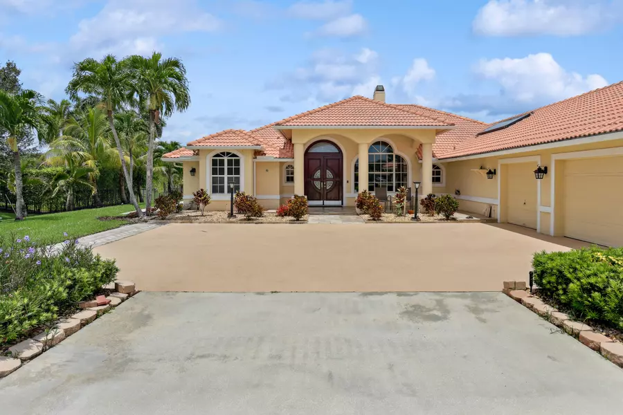 6787 W Calumet CIR, Lake Worth, FL 33467