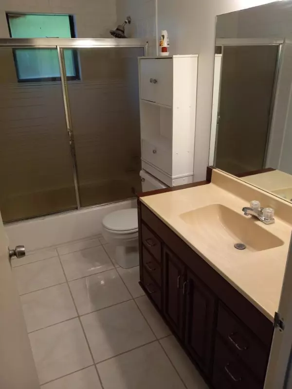 Greenacres, FL 33463,3786 Mil Run CT