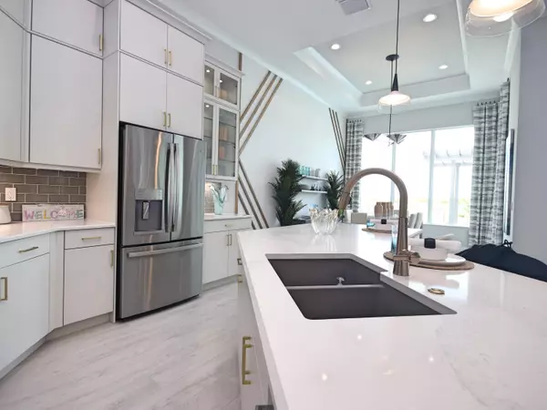 Port Saint Lucie, FL 34987,9315 SW Pinnacle PL