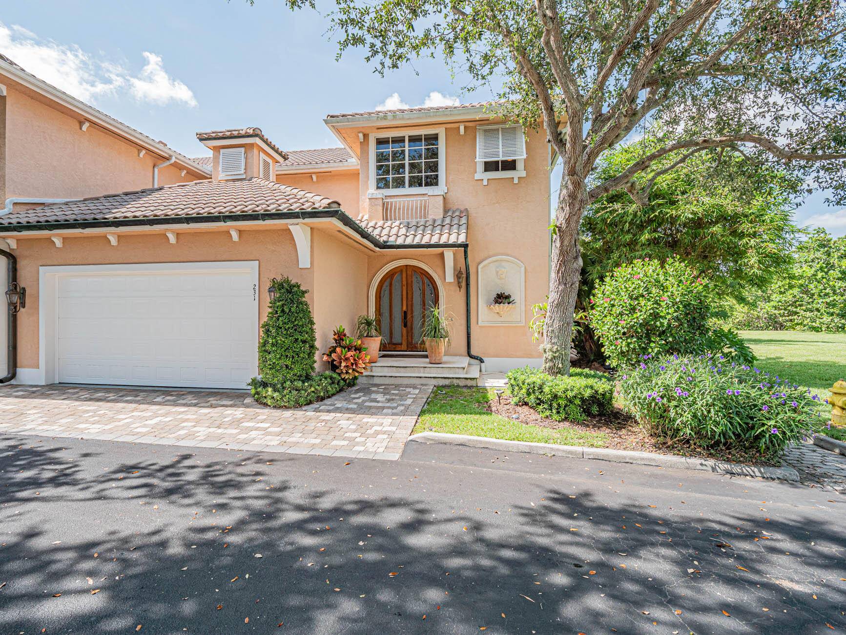231 Amy Ann LN, Vero Beach, FL 32963