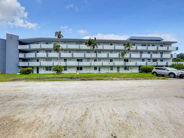 1101 NE 191st ST H206,  Miami,  FL 33179