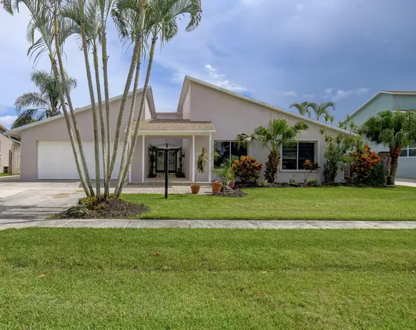 5118 N Little Beth DR,  Boynton Beach,  FL 33472