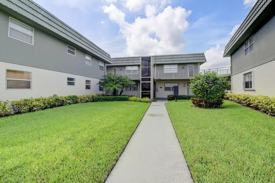 753 Flanders P, Delray Beach, FL 33484