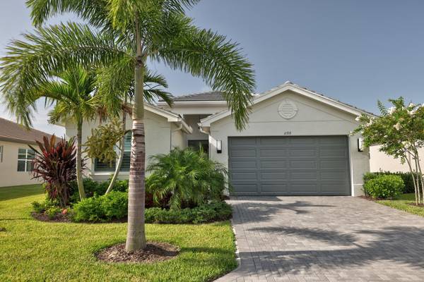 11372 SW Willow LN, Port Saint Lucie, FL 34987