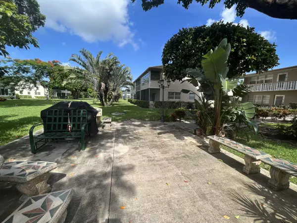 429 S Windsor, West Palm Beach, FL 33417