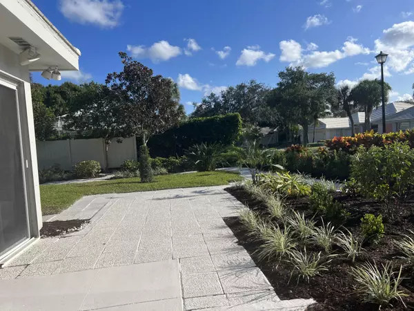 Palm Beach Gardens, FL 33410,8508 Doverbrook DR