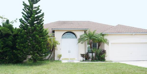 5595 NW Wesley RD, Port Saint Lucie, FL 34986