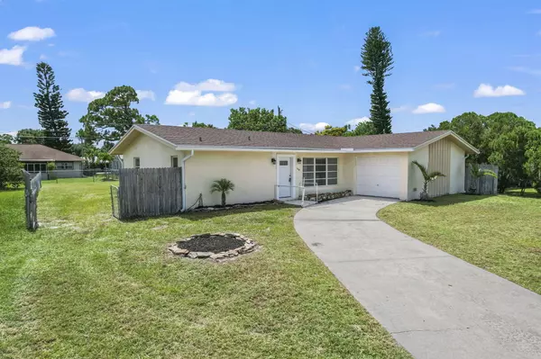 148 Riomar DR, Port Saint Lucie, FL 34952
