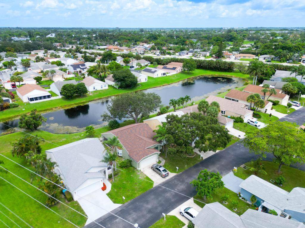 Boynton Beach, FL 33426,64 Paxford LN