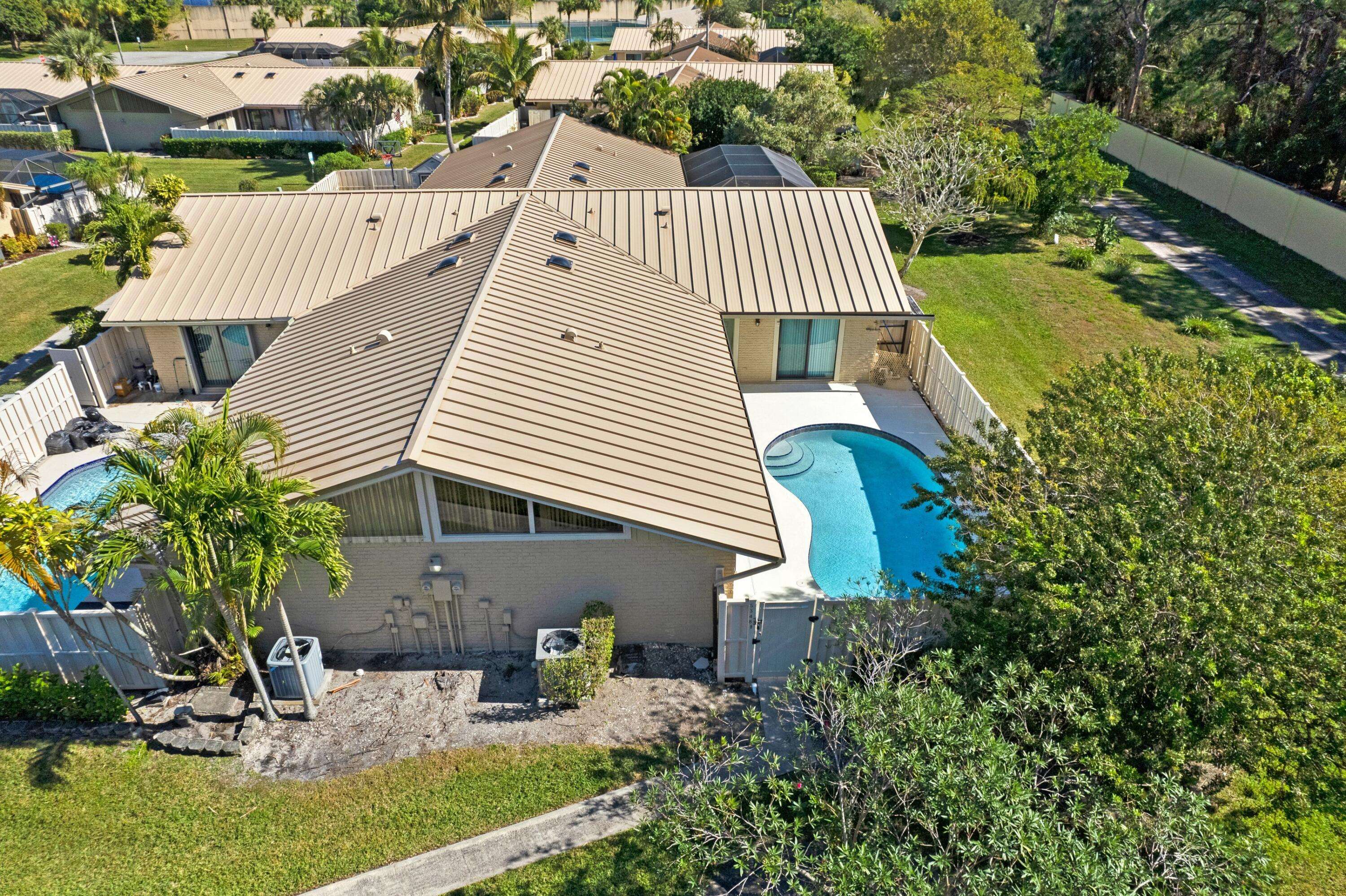 5348 Eagle Lake DR Ln 20, Palm Beach Gardens, FL 33418