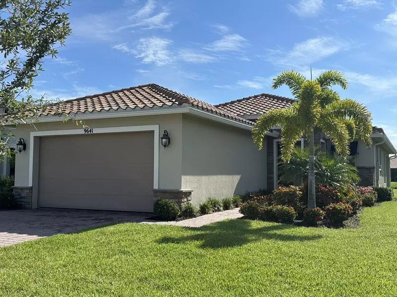 9641 SW Forestwood AVE, Port Saint Lucie, FL 34987