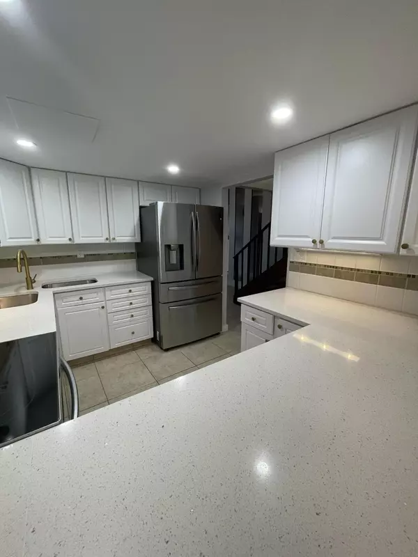 Boca Raton, FL 33431,4731 NW 2nd AVE 407