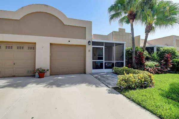 Boca Raton, FL 33496,9201 Fairbanks LN 5