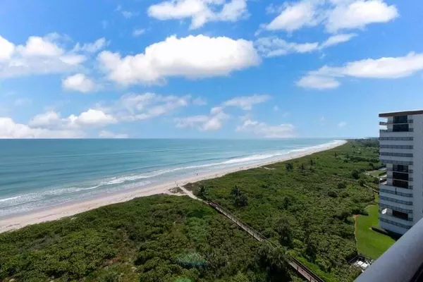 Hutchinson Island, FL 34949,3150 N Highway A1a 1202