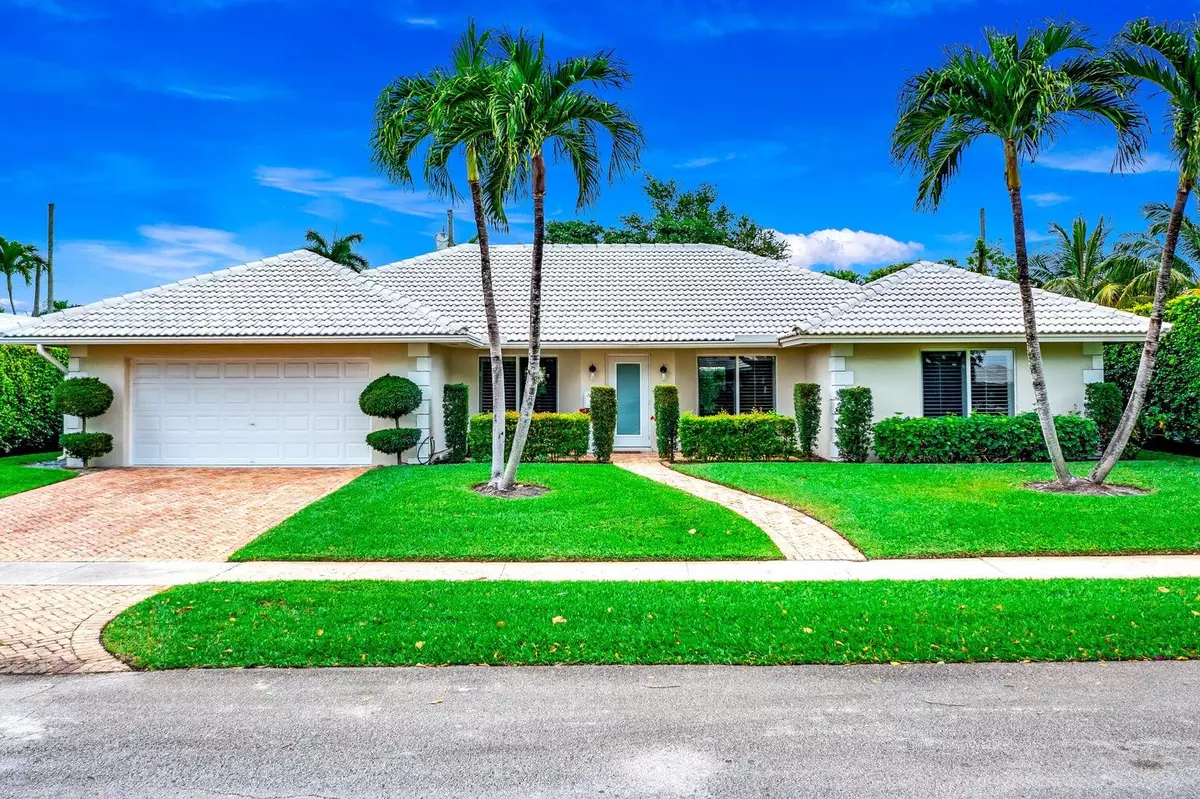 Boca Raton, FL 33486,625 Holly LN