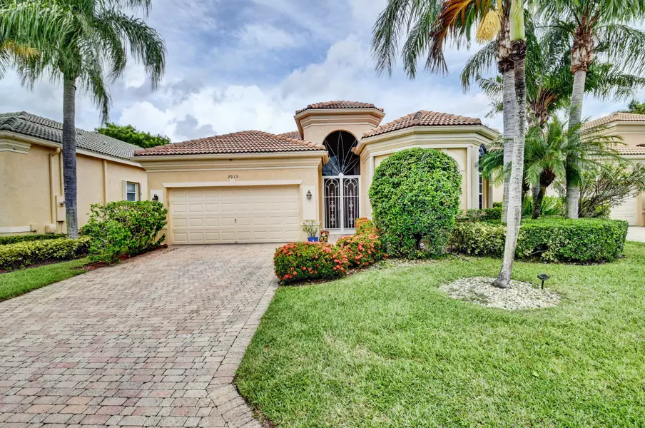 7015 Vivaldi LN, Delray Beach, FL 33446