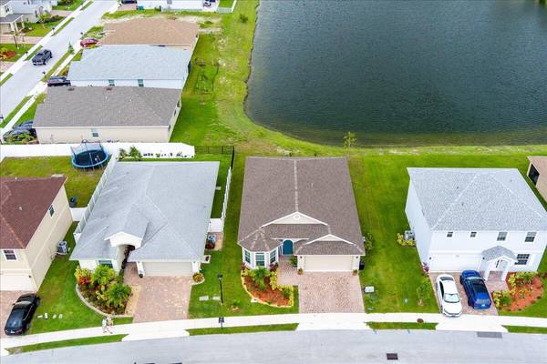 Fort Pierce, FL 34945,408 Seafoam CIR