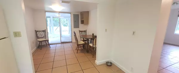 Fort Pierce, FL 34981,2890 Dame RD