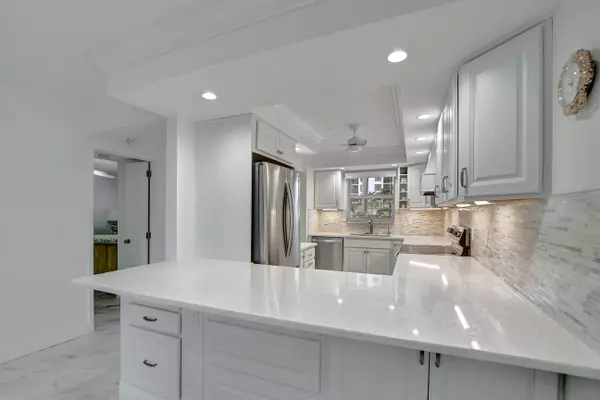 Highland Beach, FL 33487,3114 S S Ocean BLVD 209