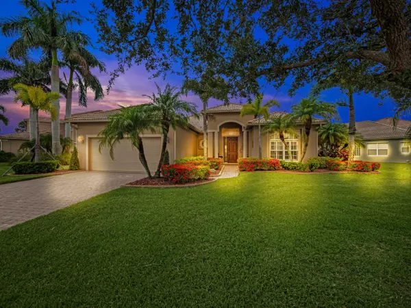 377 NW Sheffield CIR, Port Saint Lucie, FL 34983