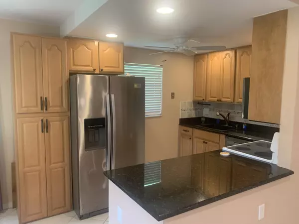 Delray Beach, FL 33446,600 Brittany M