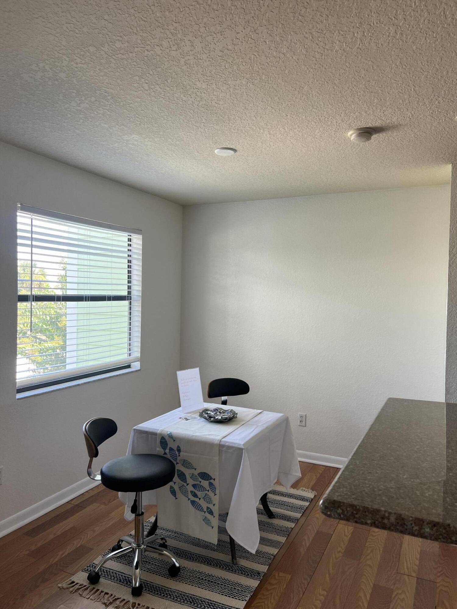 Vero Beach, FL 32960,1155 3rd AVE 203