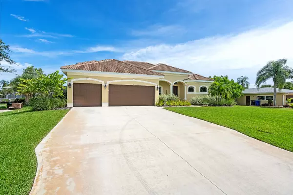 Vero Beach, FL 32960,22 Seahorse LN