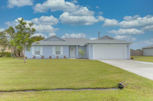 2773 SE Caladium AVE, Port Saint Lucie, FL 34952