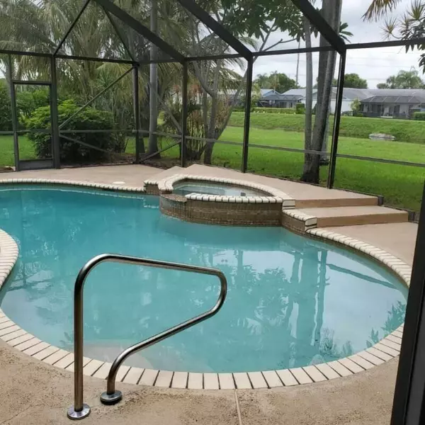 Lake Worth, FL 33463,5073 N Woodstone CIR