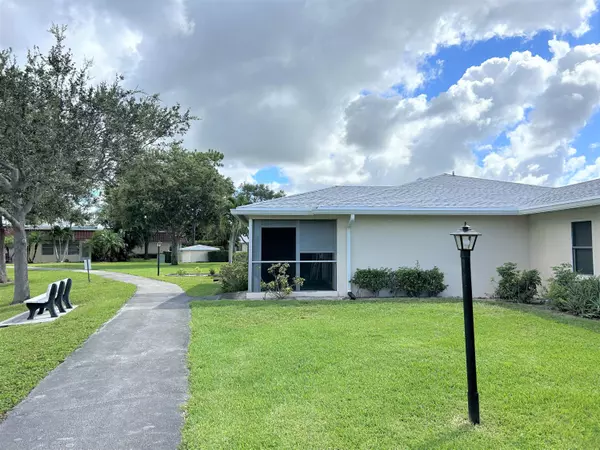 Lake Worth, FL 33467,543 Franconia CIR