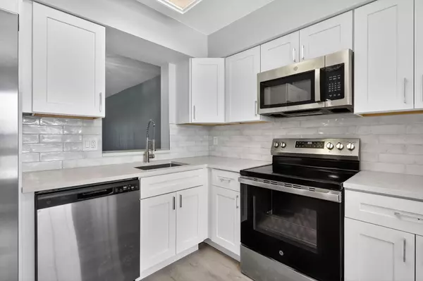 Delray Beach, FL 33446,14527 Bonaire BLVD 309