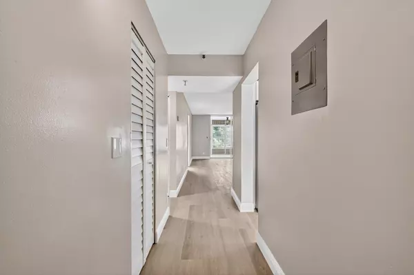 Delray Beach, FL 33446,14527 Bonaire BLVD 309