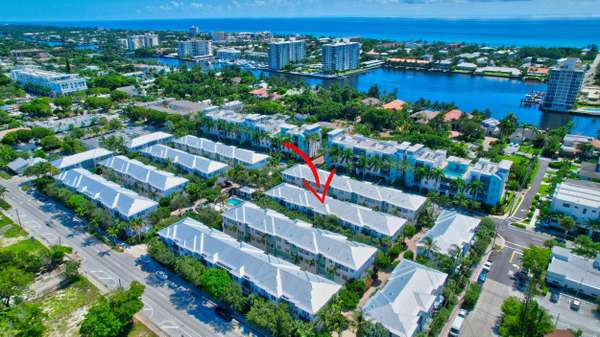 Delray Beach, FL 33483,362 E Mallory CIR