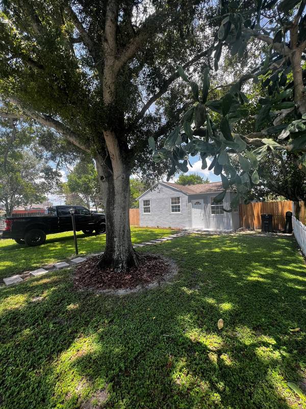 3327 N 57 AVE,  St. Petersburg,  FL 33714