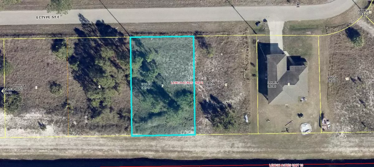 Lehigh Acres, FL 33974,1118 E Ectype ST