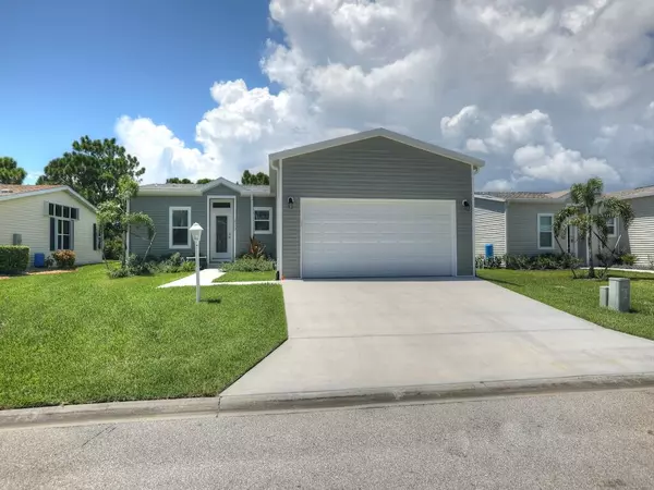 Port Saint Lucie, FL 34952,3513 Red Tailed Hawk DR